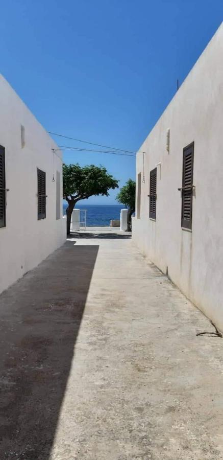 Ad Un Passo Dal Mare Villa Petrosino Eksteriør billede